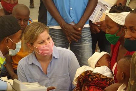 Dutch Minister for Foreign Trade and Development Cooperation, Liesje Schreinemachert flew with MAF Uganda to Mbrara with a delegation to look at various empowering projects the Dutch government support in Nakivale settlement.  